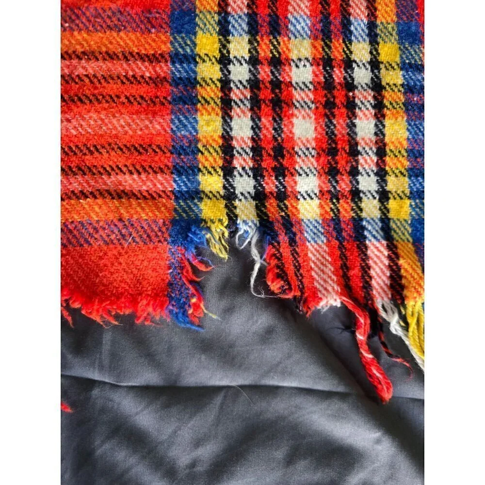 Vintage Red Tartan Plaid Highlander British Style Throw Blanket Couch Throw